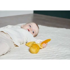 Kaloo Hochet Lapin Ocre^ Hochets