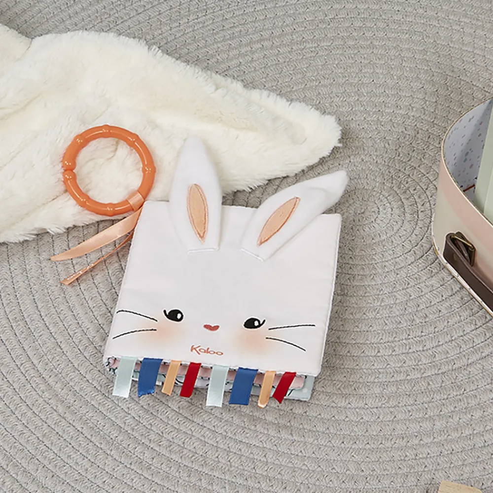 Kaloo Livre D'Éveil "Le Lapinou Amoureux"^ Livres En Tissu